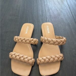 soda sandals